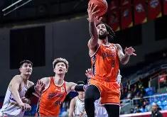 今晚突围战来临，深圳男篮围绕意甲更衣室发声，底气十足，资深球员宣示担当的简单介绍-麻将胡了
